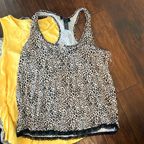 Colorful Tank Top Collection L - Picture 6 of 9